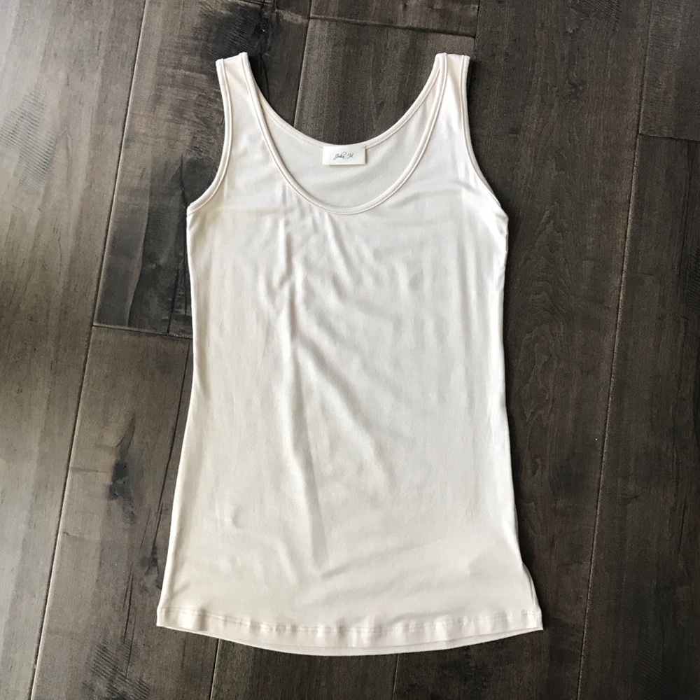 🆕 comfortable & cute tank top